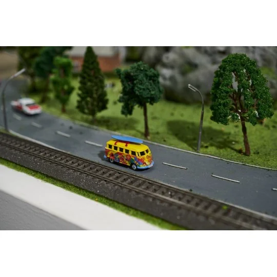 Bus Volkswagen T1 Flower Power 2.4GHz RTR 1/87 Carson - 500504150 500504150-Volkswagen T1 Flower Power 2.4GHz RTR Bus 1/87 Carson - 500504150