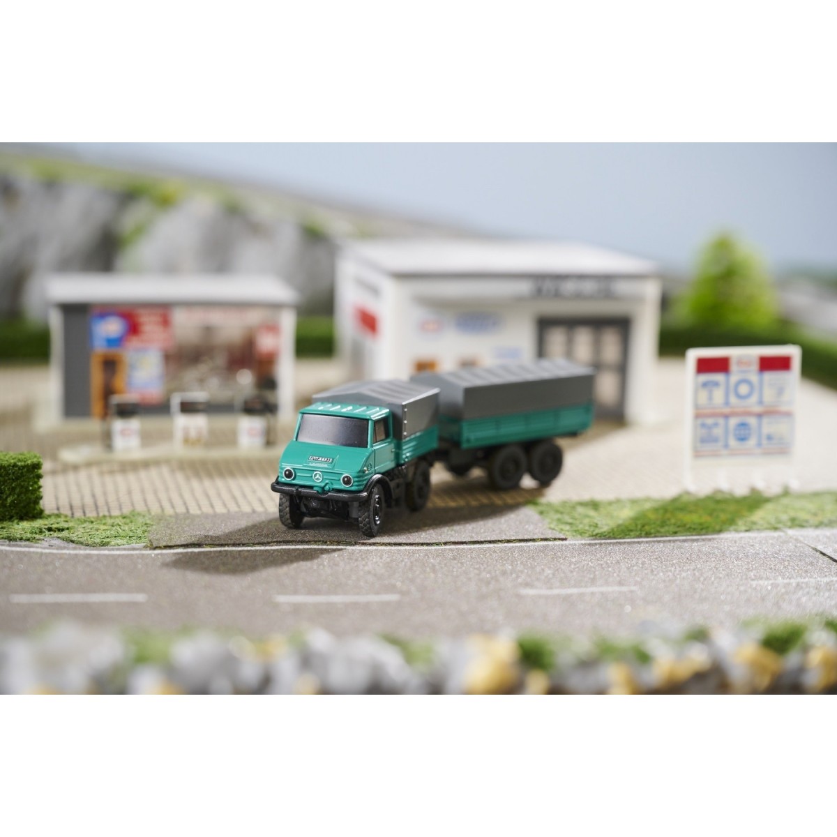 Mercedes Unimog U406 Forestier avec remorque 2.4GHz RTR 1/87 Carson 500504165 - 8