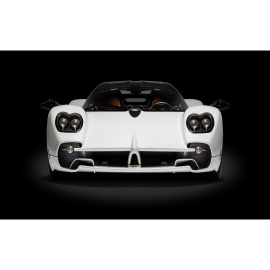 HK123-Pocher HK123 Pagani Utopia Coupe - Bianco Perla 1/8