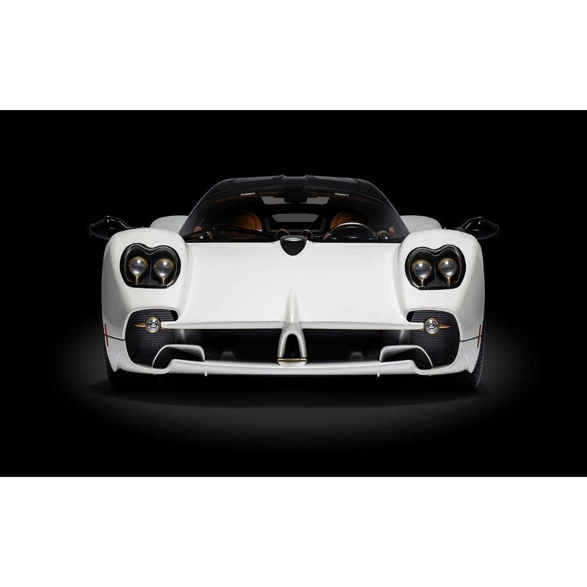 Pocher HK123 Pagani Utopia Coupe - Bianco Perla 1/8 - HK123