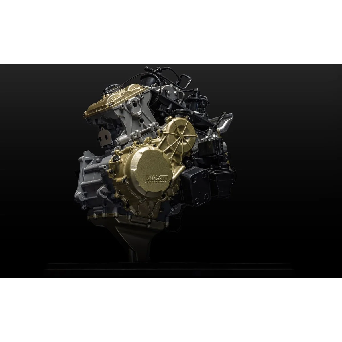 Pocher HKM124 Ducati V2 Superquadro 1/4 Engine - HKM124
