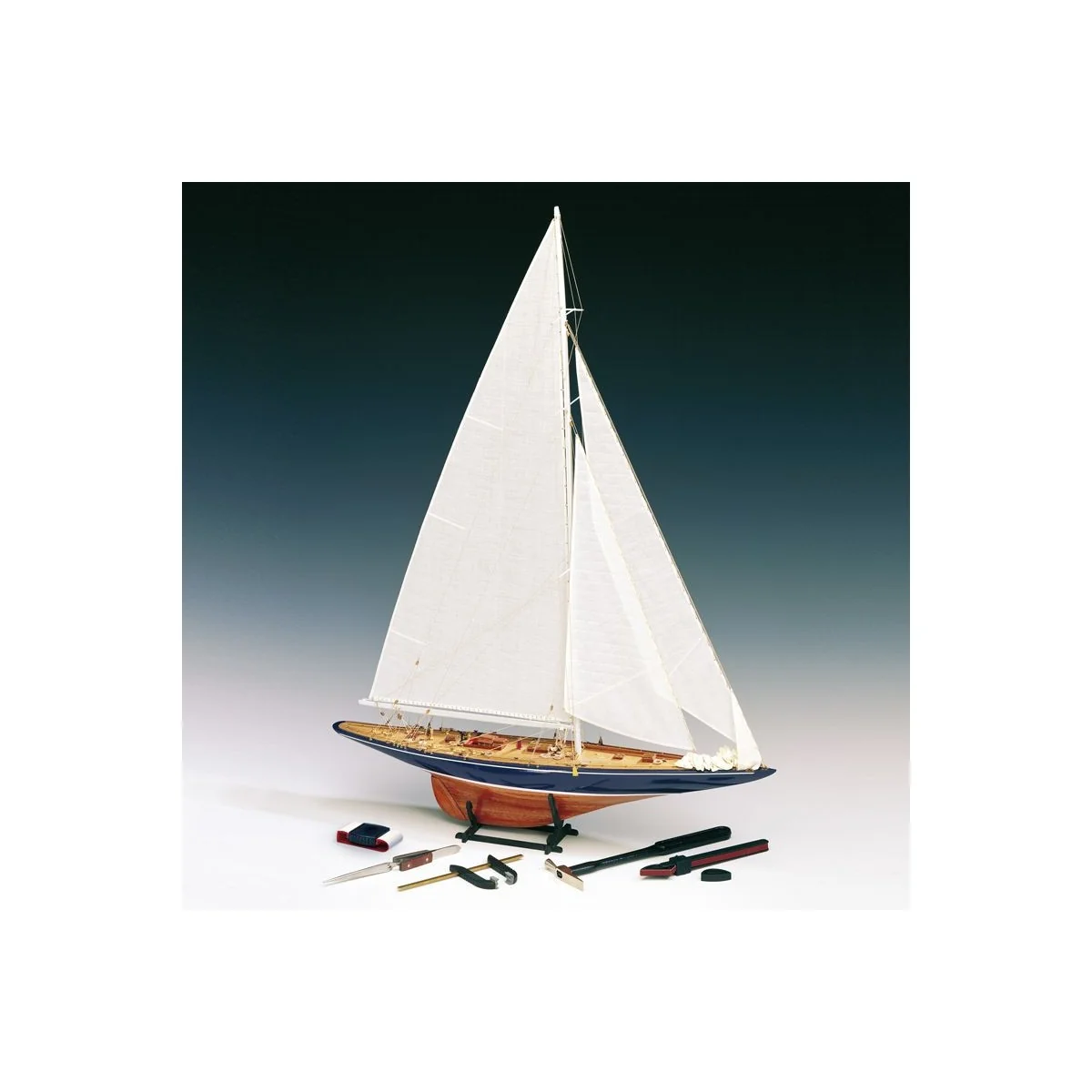 Endeavour 1934 with tools 1/80 wooden boat Amati Amati 1700/10 - 1 Endeavour 1934 with tools 1/80 wooden boat Amati Amati 1700/10 - 1