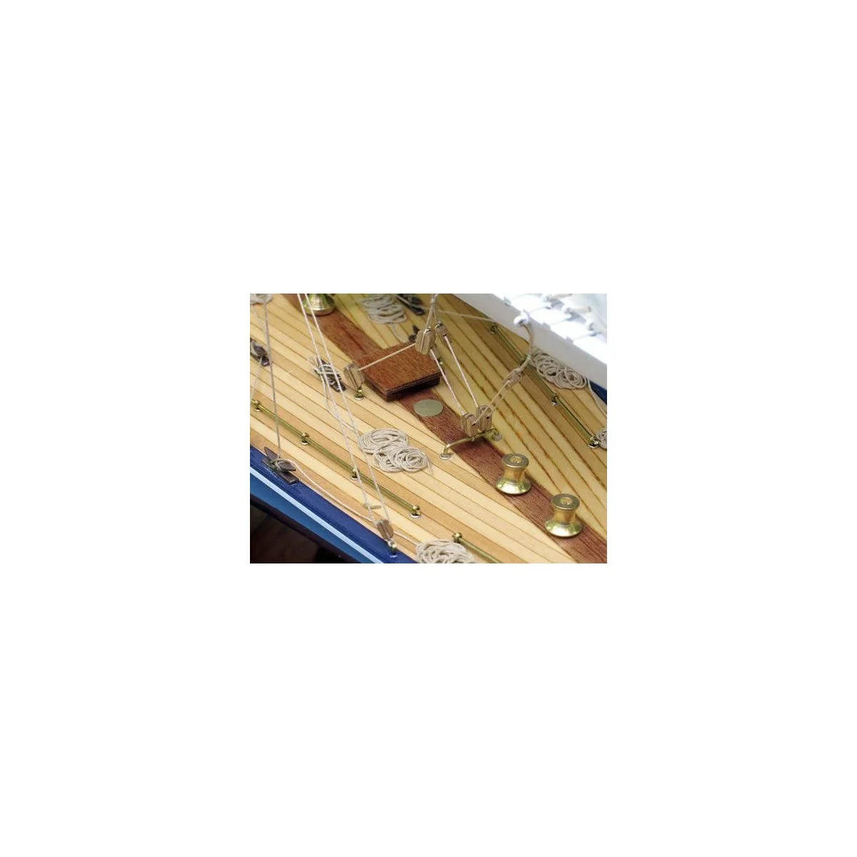 Endeavour 1934 avec outils 1/80 bateau en bois Amati Amati 1700/10 - 3