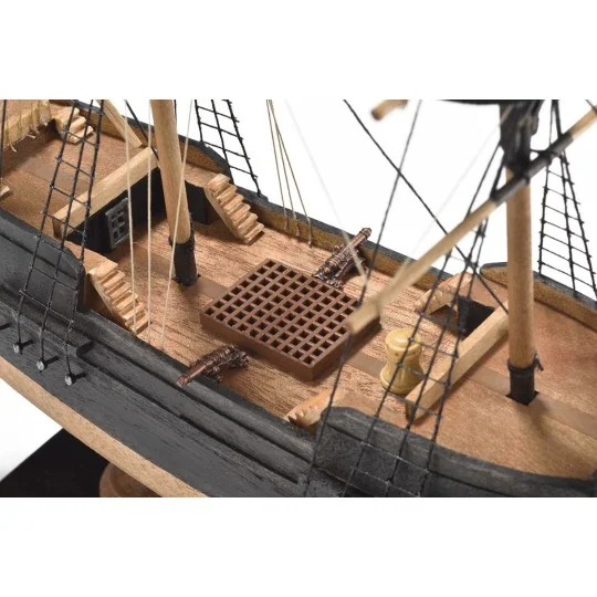 600/01-Boat Pirate 1/135 model boat start wooden Amati
