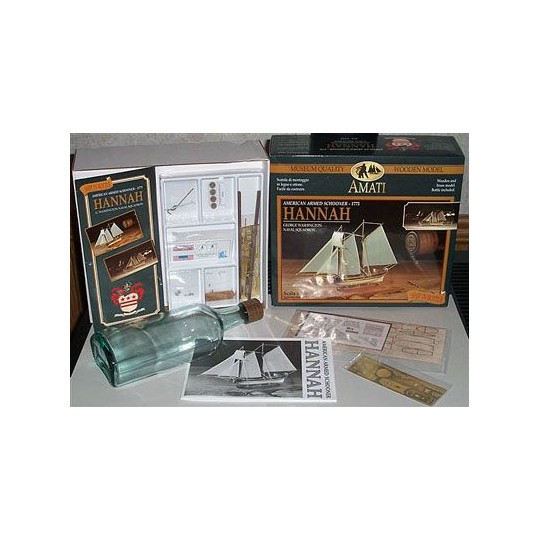 1355-Kit Hannah 1/300 bateau en bois Amati en boueille