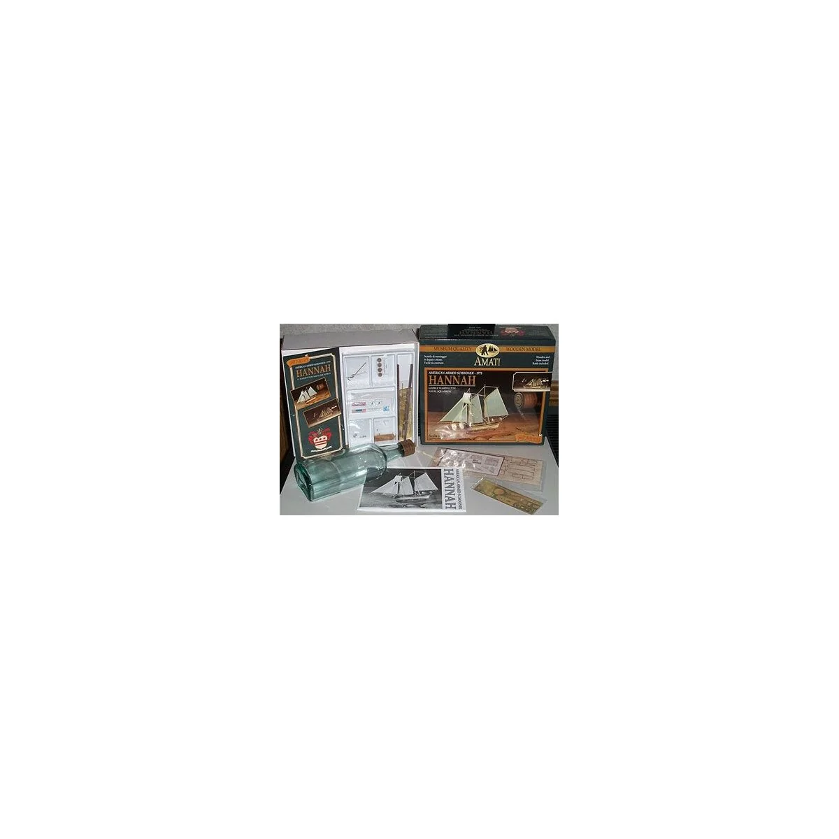 Kit Hannah 1/300 bateau en bois Amati en boueille Amati 1355 - 3 Kit Hannah 1/300 bateau en bois Amati en boueille Amati 1355 - 3
