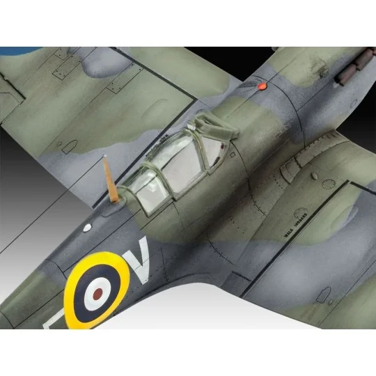 63953-Spitfire Mk.IIa 1/72 + peintures Revell - 63953
