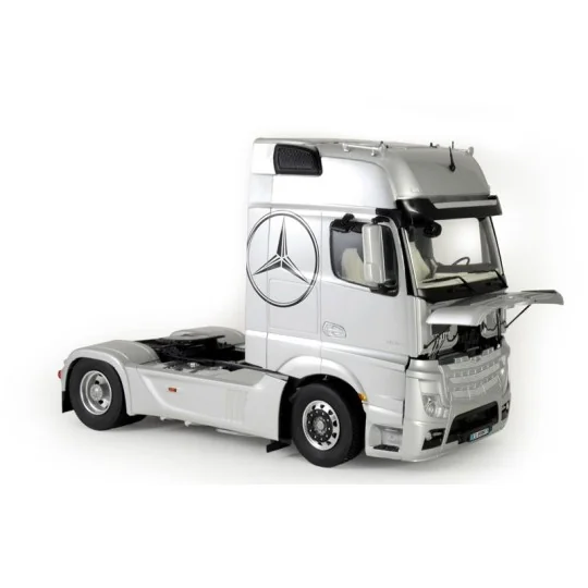 Mercedes Actros Gigaspace 1/24 Italeri Italeri I3905 - 4 I3905-Mercedes Actros Gigaspace 1/24 Italeri - I3905