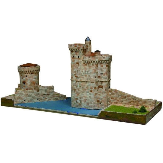 AED1267-Tours de La Rochelle (France) 5800pcs maquette en céramique Aedes