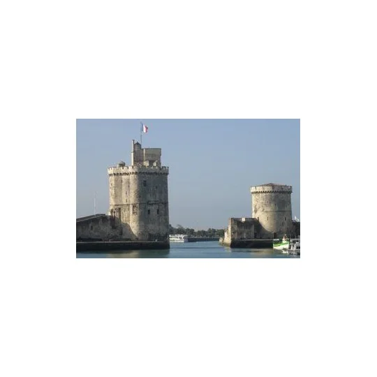 AED1267-Tours de La Rochelle (France) 5800pcs maquette en céramique Aedes - AED1267