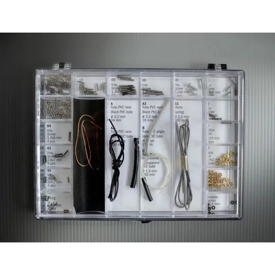 I4702-FIAT 806 Grand Prix 1/12 Italeri