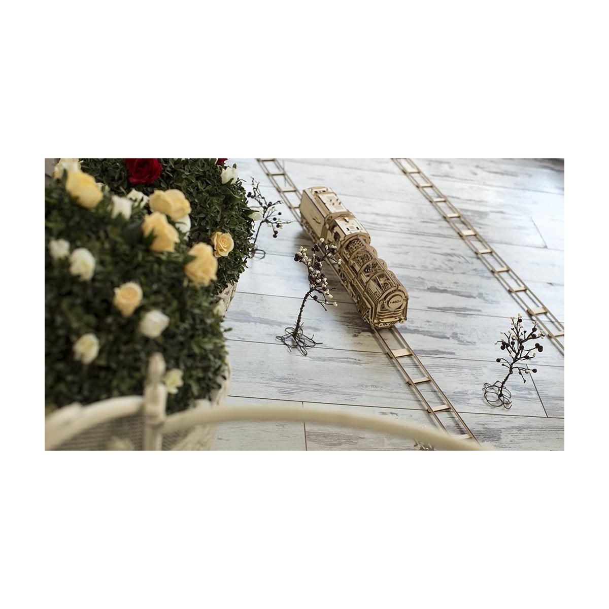 Locomotive Puzzle 3D wood UGEARS UGEARS UG-70012 - 4