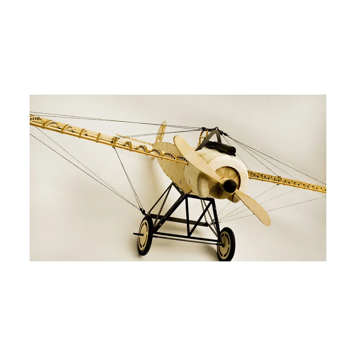 Fokker E 1/23 découpe laser bois, modèle statique DW Hobby DW Hobby - Dancing Wings Hobby VX08 - 9
