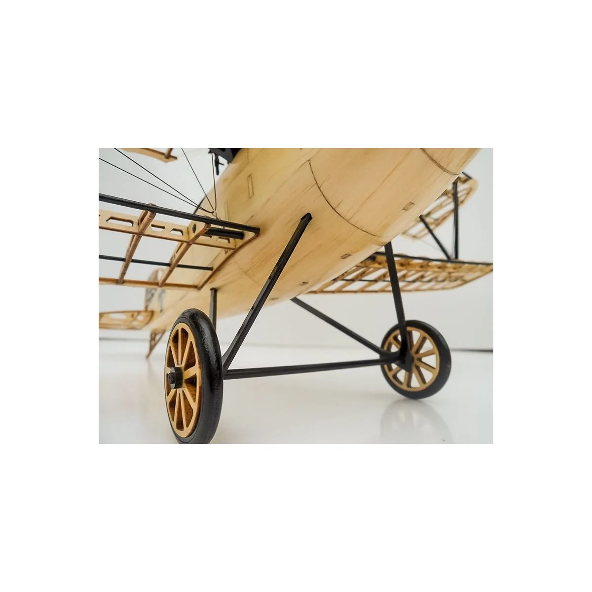 Albatros D.III 1/15 découpe laser bois, modèle statique DW Hobby DW Hobby - Dancing Wings Hobby VS03 - 11