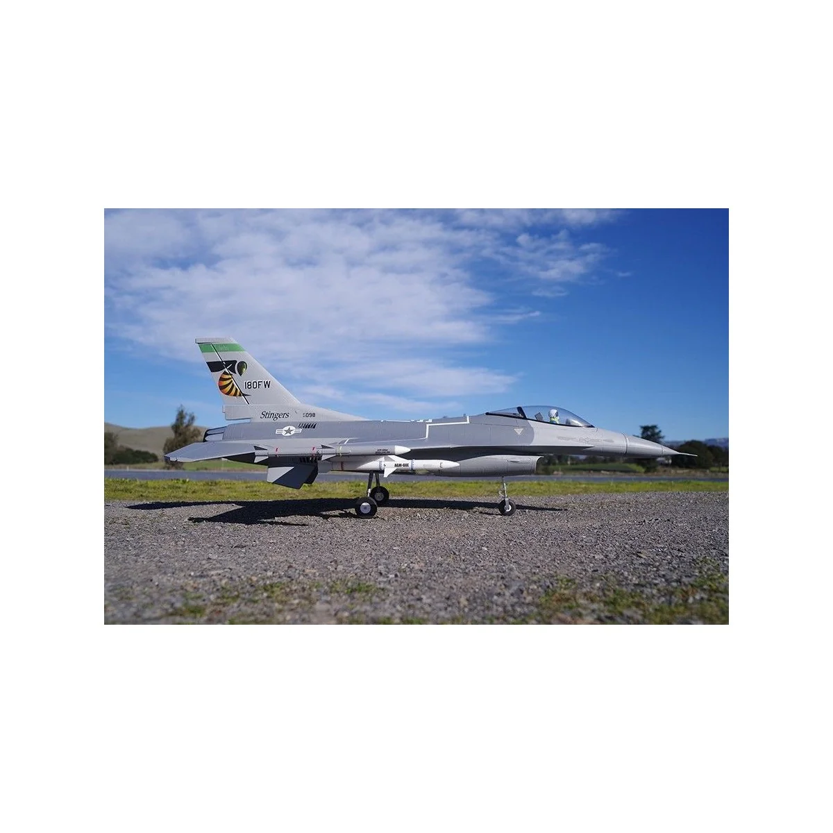 Jet F - 16 c 70mm EDF PNP FMS FMS Model FMS102 - 24