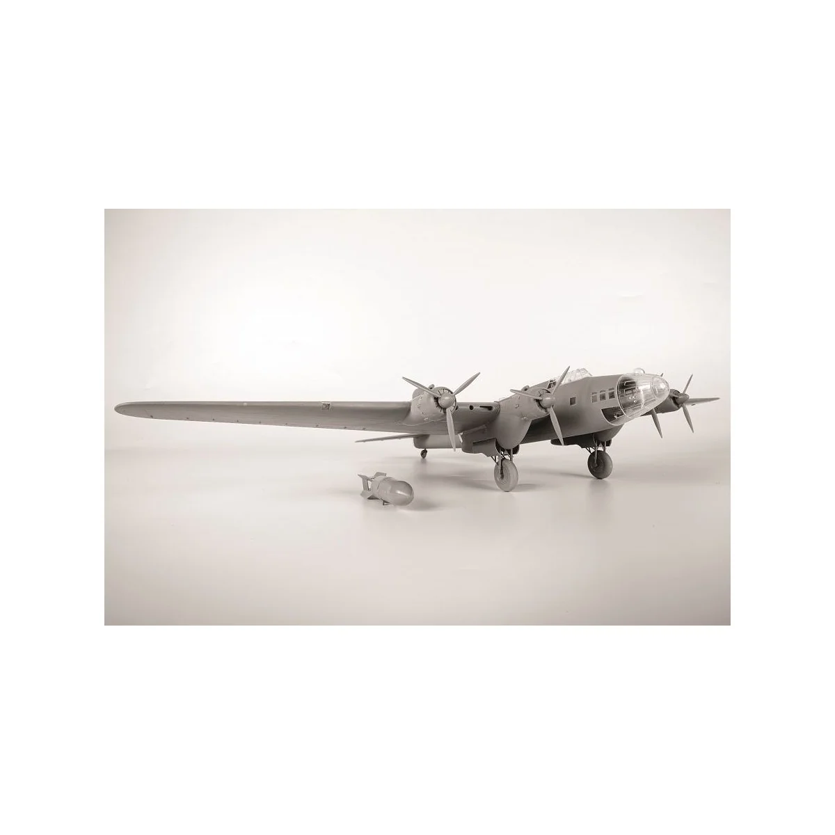 Bombardier lourd Russe T6-7 1/72 Zvezda Zvezda Z7291 - 5