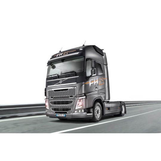 I3940-Volvo FH4 Globetrotter XL 1/24 Italeri - I3940