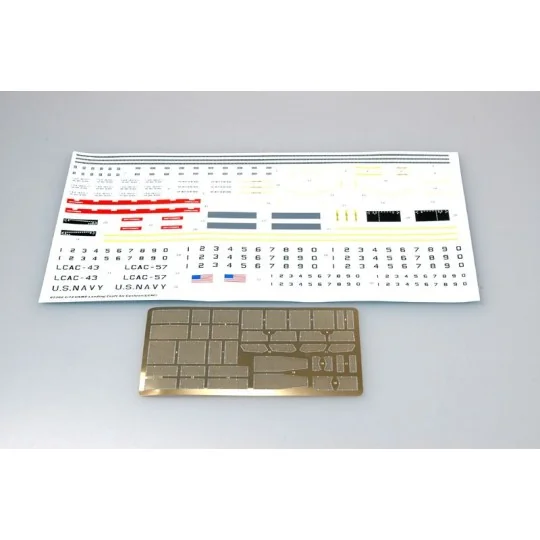 07302-USMC hovercraft Landing Craft Air Cushion (ACLC) 1/72 Trumpeter