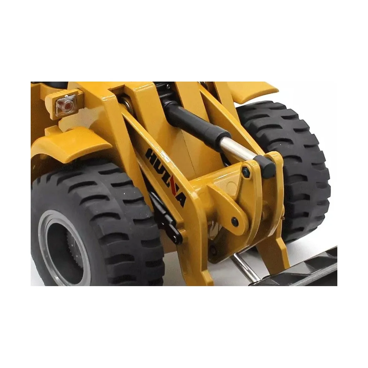 Metal RC Loader 10hp V2 1/14 2.4Ghz - HuiNa HuiNa Toys CY1583 - 6 Metal RC Loader 10hp V2 1/14 2.4Ghz - HuiNa HuiNa Toys CY1583 - 6