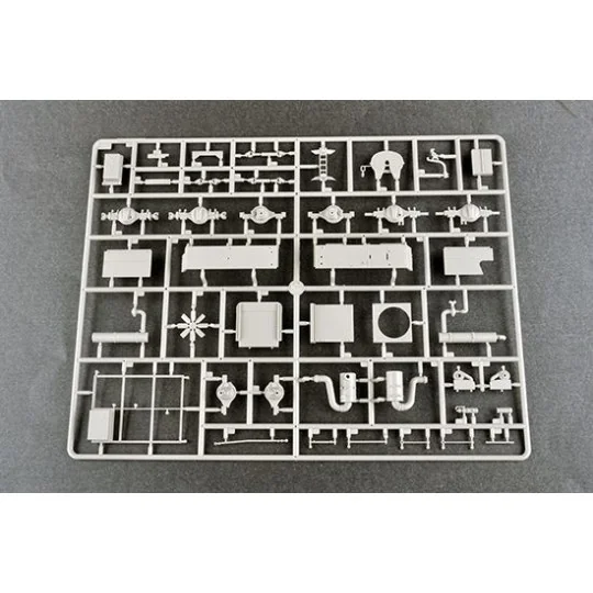TR01055-M983A2 HEMTT with M870A1 1/35 Trumpeter Semi-Trailer