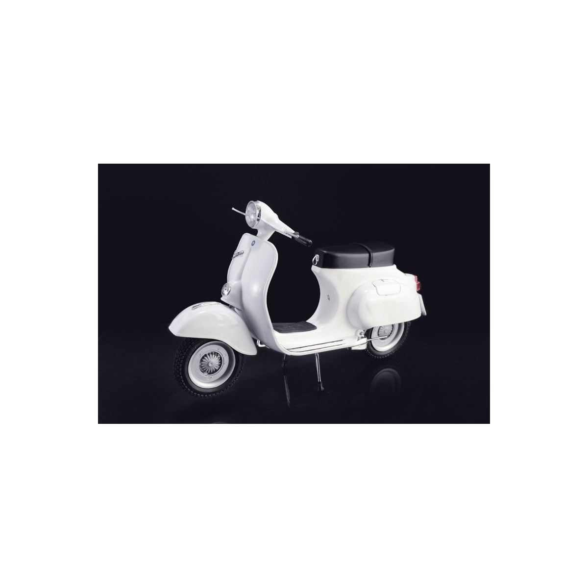 Vespa 125 Primavera 1/9 Italeri Italeri I4633 - 1