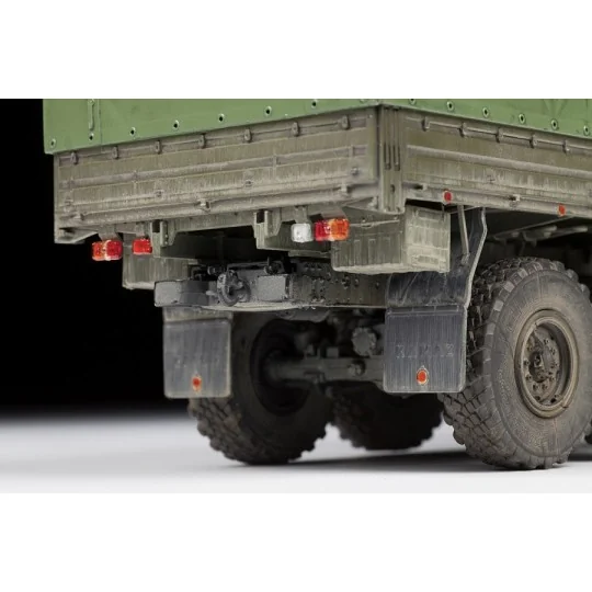 Z3697-Kamaz K-5350 3 axle 1/35 Zvezda