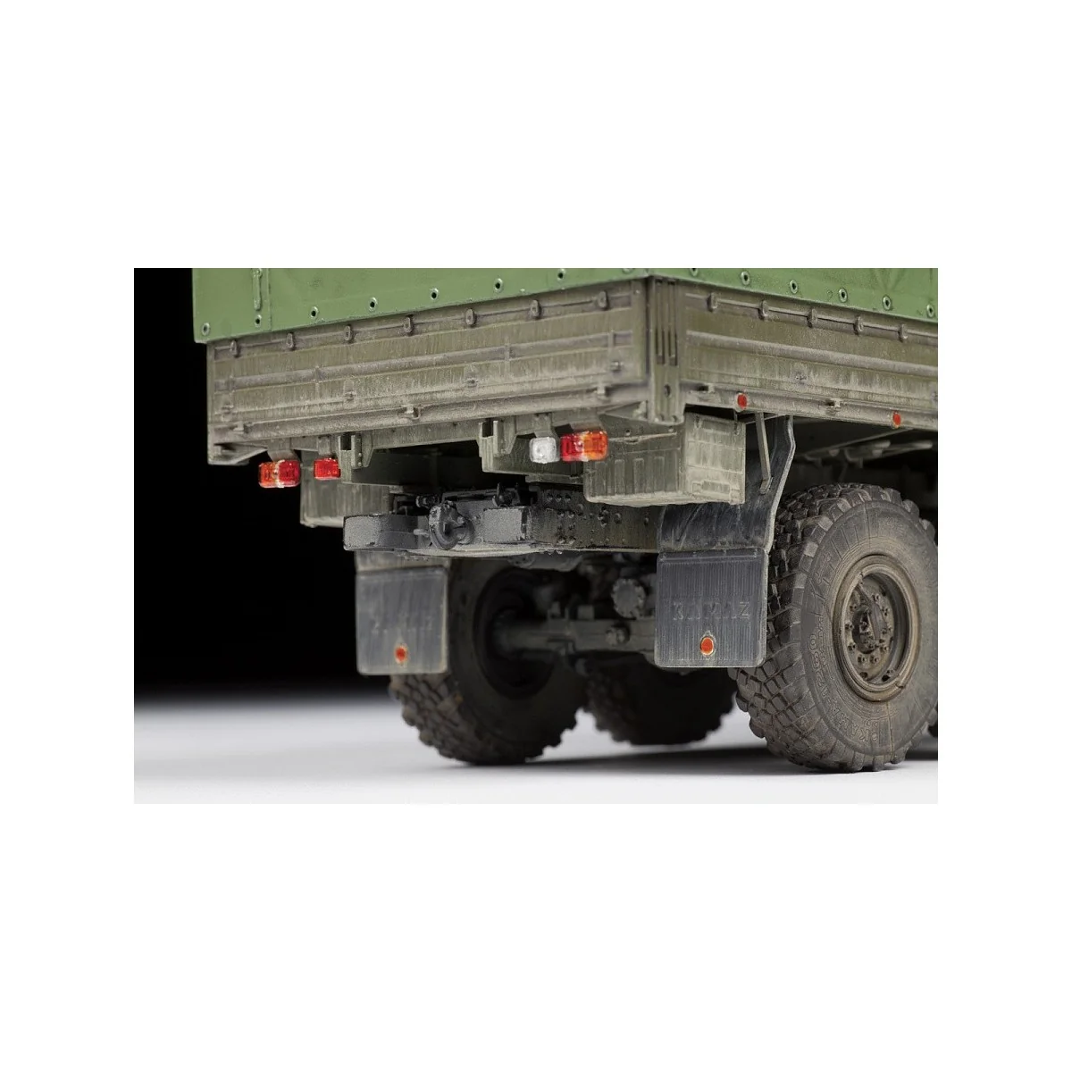 Camion Kamaz K-5350 3 essieux 1/35 Zvezda Zvezda Z3697 - 5