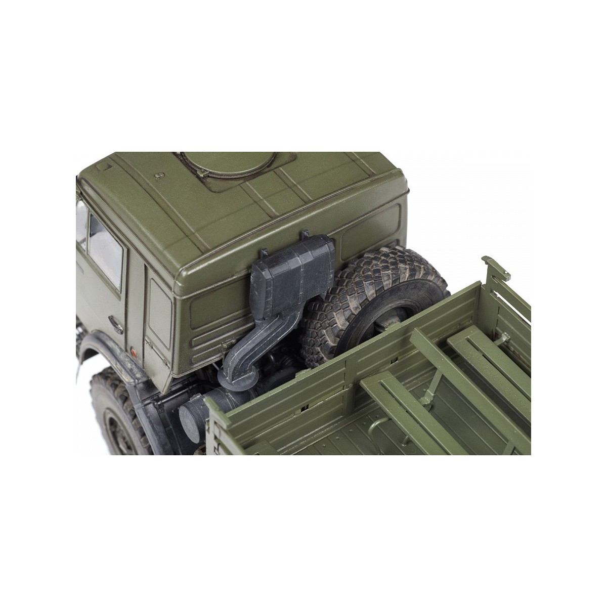 Camion Kamaz K-5350 3 essieux 1/35 Zvezda Zvezda Z3697 - 7