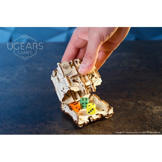 UG-70069-UGEARS 3D wood dice tower