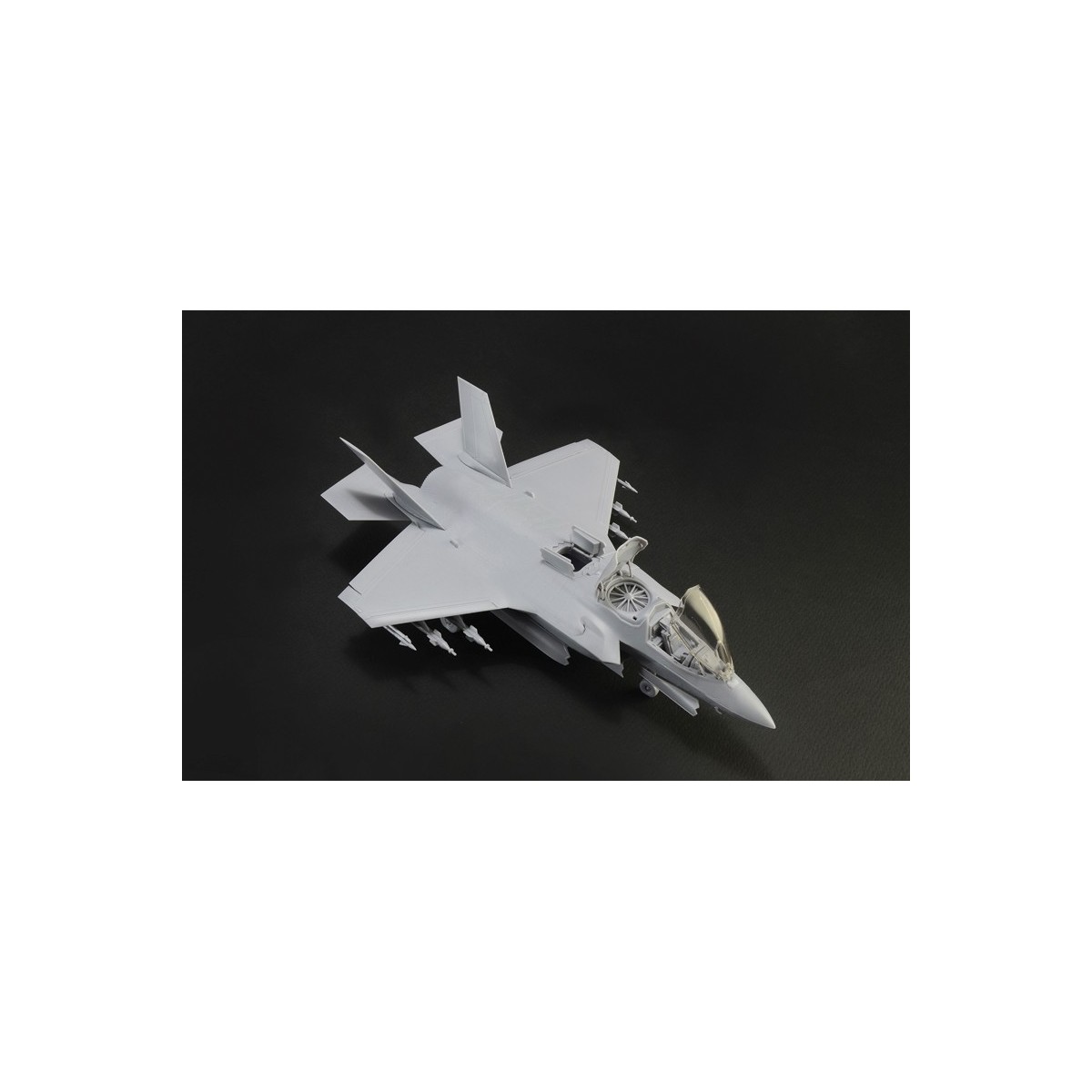 Jet F-35B Lightning II STOVL 1:72 Italeri Aircraft Italeri I1425 - 7 Jet F-35B Lightning II STOVL 1:72 Italeri Aircraft Italeri I1425 - 7