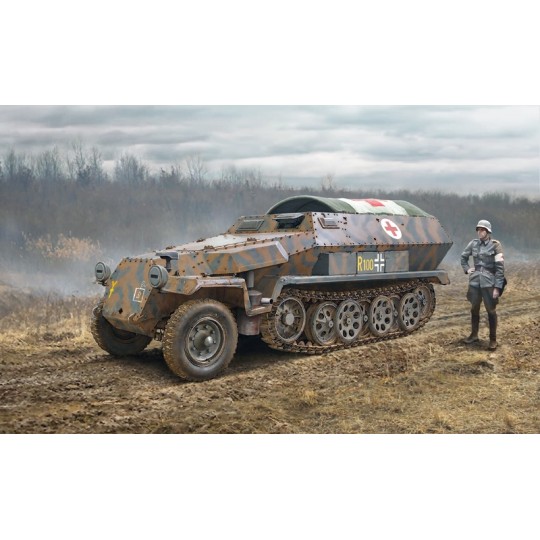 Sd.Kfz.251/8 Ambulance 1:72 Italeri Italeri I7077 - 1 I7077-Sd.Kfz.251/8 Ambulance 1:72 Italeri - I7077