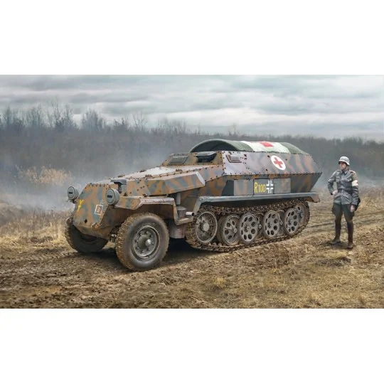 I7077-Sd.Kfz.251/8 Ambulance 1:72 Italeri - I7077