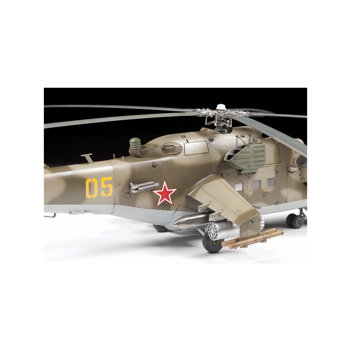 Mil Mi-24V/VP 1/48 Zvezda Zvezda Z4823 - 5