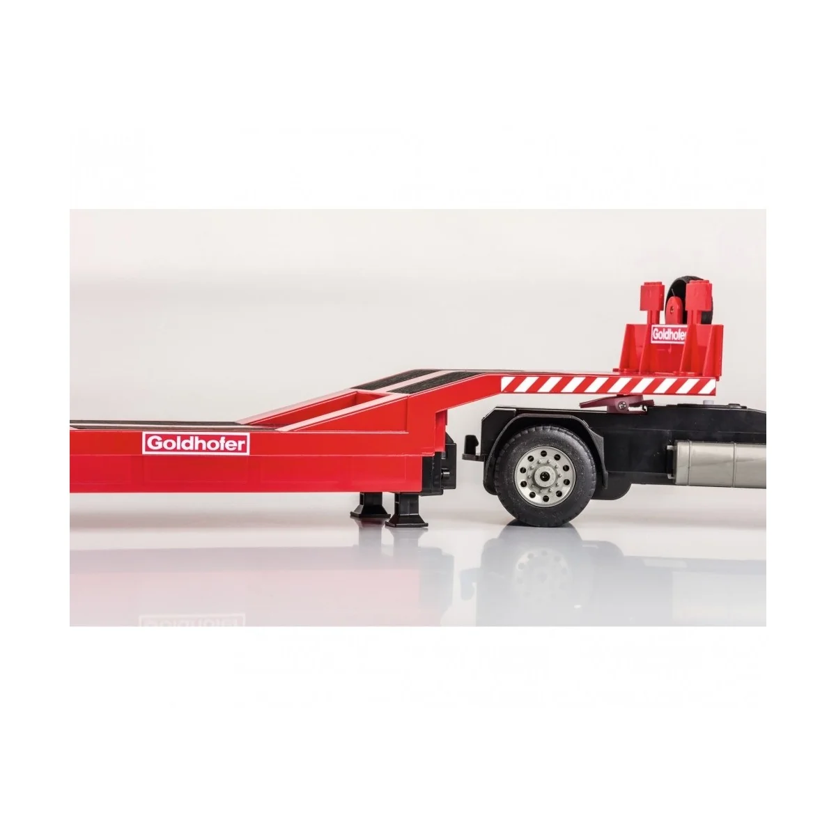 Camion Semi Remorque M-B Arocs + remorque porte-engin Carson Carson 500907307 - 9 Camion Semi Remorque M-B Arocs + remorque porte-engin Carson Carson 500907307 - 9
