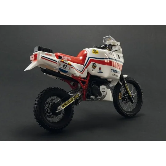YAMAHA Ténéré 660cc Paris Dakar 1986 1/9 Italeri Italeri I4642 - 6 I4642-YAMAHA Ténéré 660cc Paris Dakar 1986 1/9 Italeri - I4642