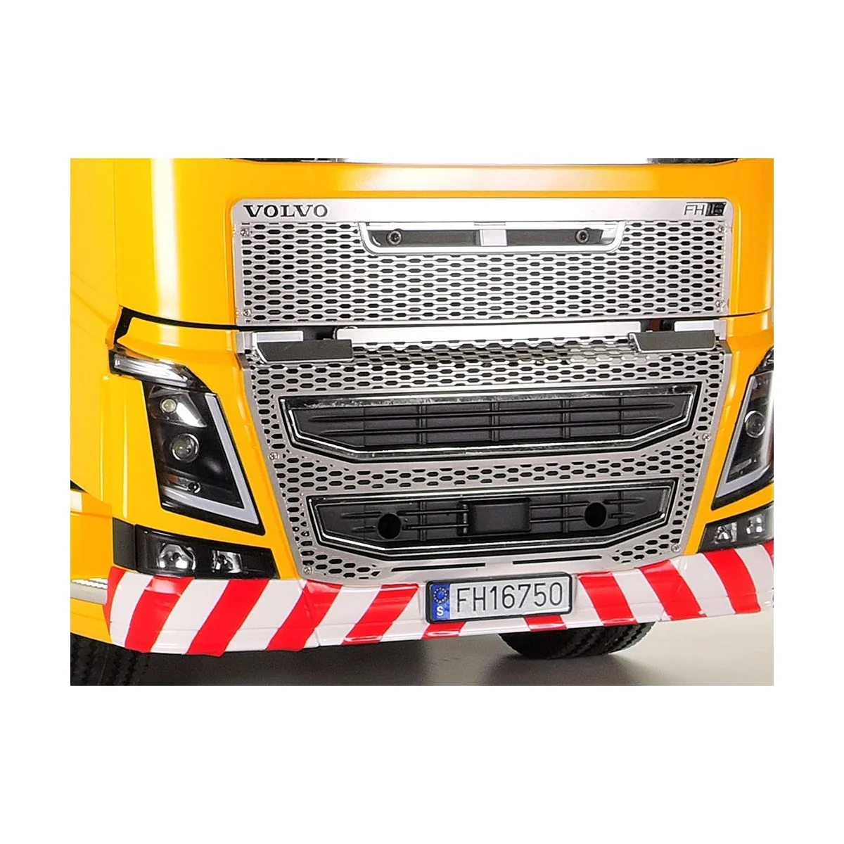 Depanneur Lourd Volvo FH16 8x4 Tamiya 56362 Tamiya 56362 - 3 Depanneur Lourd Volvo FH16 8x4 Tamiya 56362 Tamiya 56362 - 3