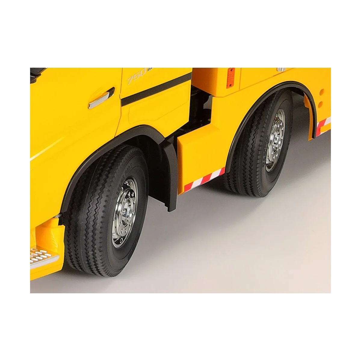 Depanneur Volvo FH16 8x4 Tamiya 56362 Tamiya 56362 - 5 Depanneur Volvo FH16 8x4 Tamiya 56362 Tamiya 56362 - 5