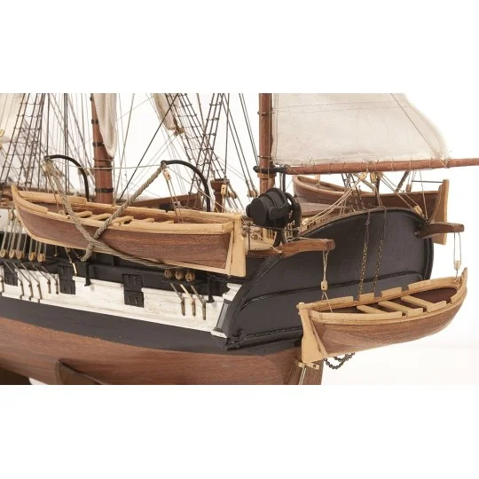 12005-Bateau HMS Beagle 1/60 kit construction bois OcCre