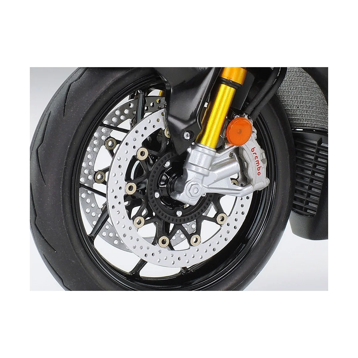 Moto Honda CBR1000RR-R Fireblade SP 1/12 Tamiya Tamiya 14138 - 5 Moto Honda CBR1000RR-R Fireblade SP 1/12 Tamiya Tamiya 14138 - 5