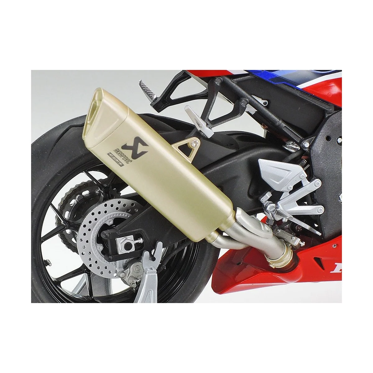 Moto Honda CBR1000RR-R Fireblade SP 1/12 Tamiya Tamiya 14138 - 6 Moto Honda CBR1000RR-R Fireblade SP 1/12 Tamiya Tamiya 14138 - 6