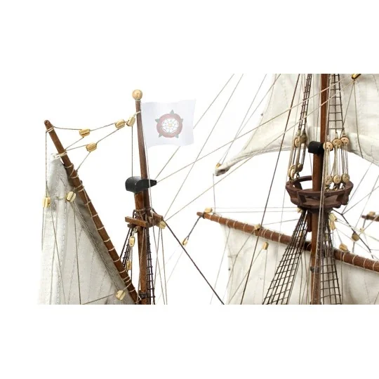 12003-Boat Golden Hind 1/85 Kit Construction Wood OcCre