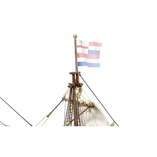 12003-Boat Golden Hind 1/85 Kit Construction Wood OcCre