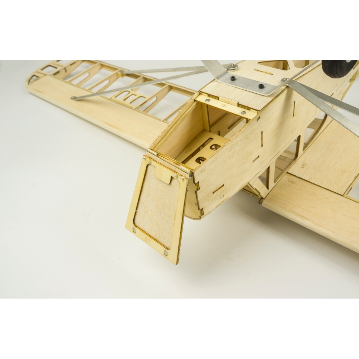 Piper J-3 1200mm S23 Kit balsa DW Hobby DW Hobby - Dancing Wings Hobby S2301 - 7 Piper J-3 1200mm S23 Kit balsa DW Hobby DW Hobby - Dancing Wings Hobby S2301 - 7