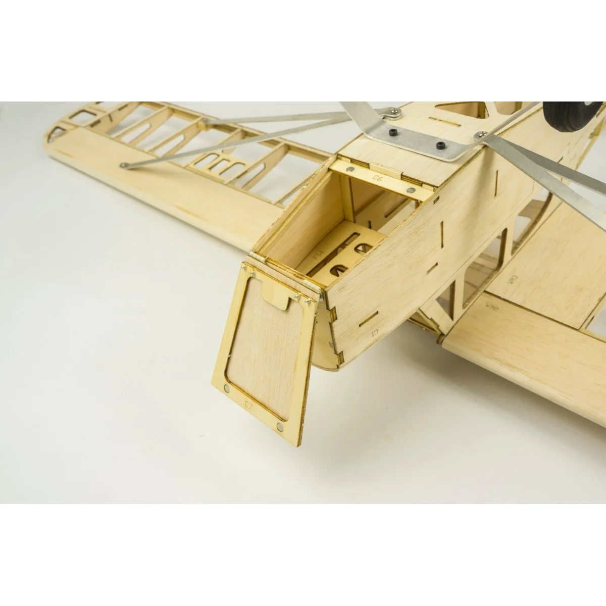 Piper J-3 1200mm S23 Kit balsa DW Hobby DW Hobby - Dancing Wings Hobby S2301 - 7 Piper J-3 1200mm S23 Kit balsa DW Hobby DW Hobby - Dancing Wings Hobby S2301 - 7