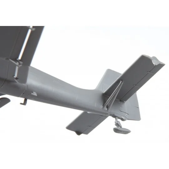 Z7323-Ju87B-2/U4 with Skis 1/72 Zvezda - Z7323