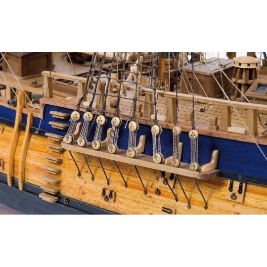 14005-Bateau Endeavour 1/54 kit construction bois OcCre - 14005