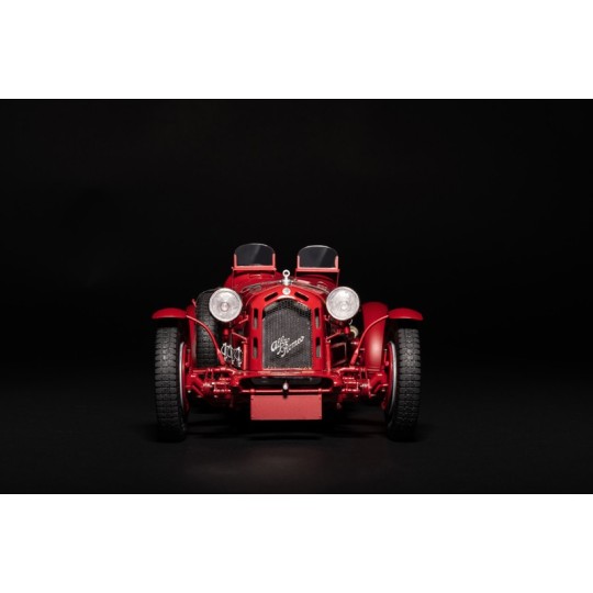 I4708-Alfa Romeo 8C 2300 Roadster 1/12 Italeri