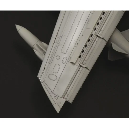 I2513-Tornado GR.4 1/32 Italeri - I2513