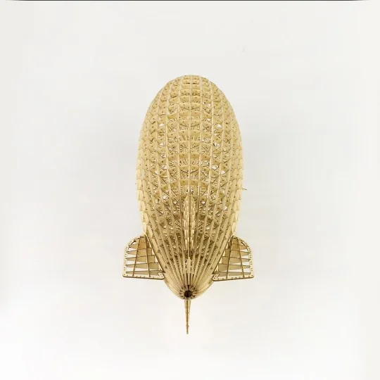 VS33-Dirigeable Zepplin LZ-129 HINDENBURG + VITRINE 1/408 découpe laser bois DW Hobby - VS33