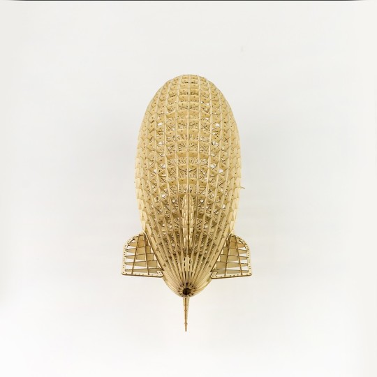 VS33-Dirigeable Zepplin LZ-129 HINDENBURG + VITRINE 1/408 découpe laser bois DW Hobby